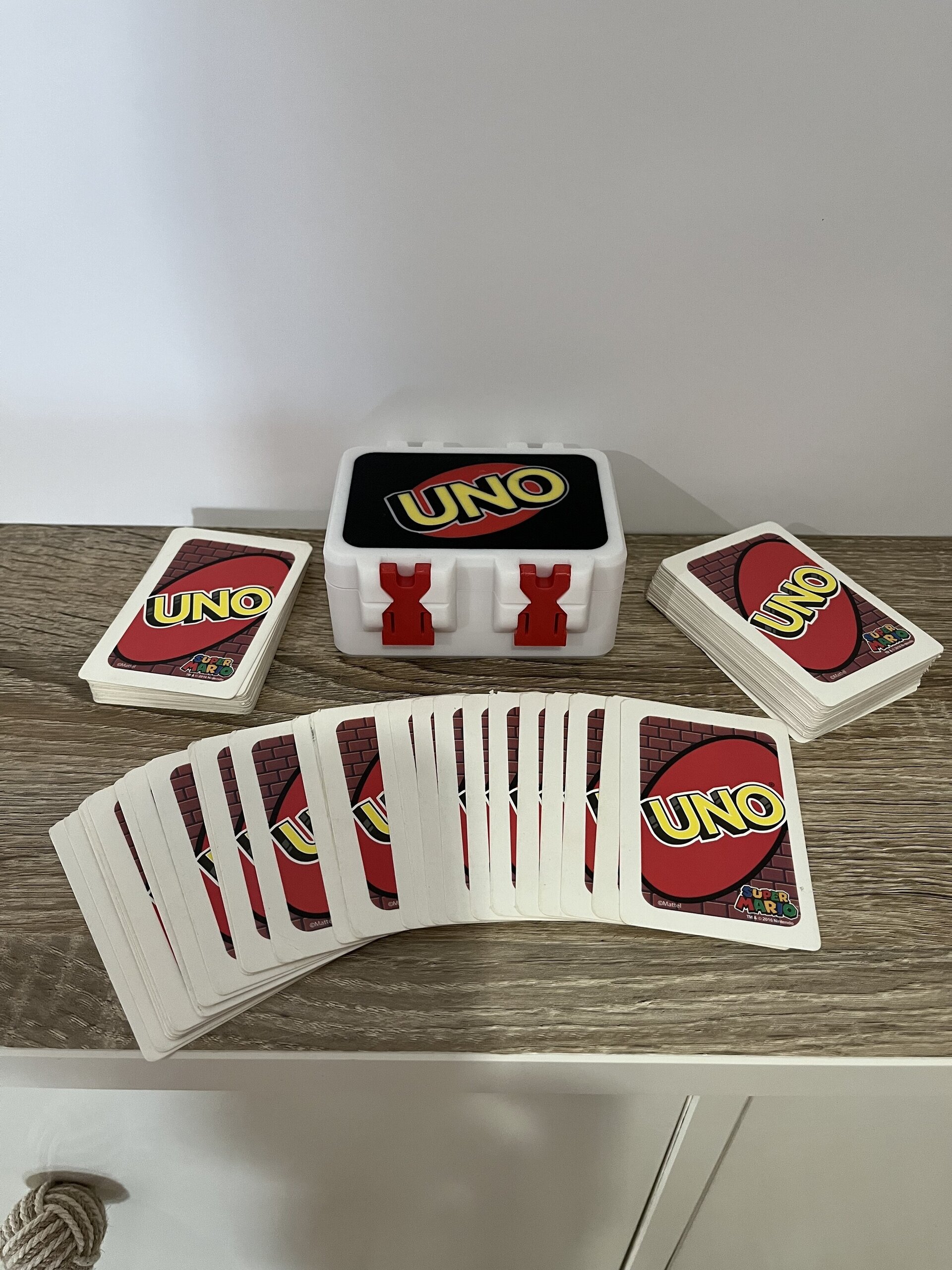 CAJA CARTAS JUEGO UNO - 8